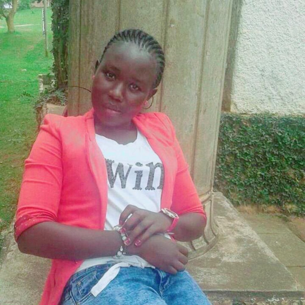 Dash4Girls_AAkello_BioPic